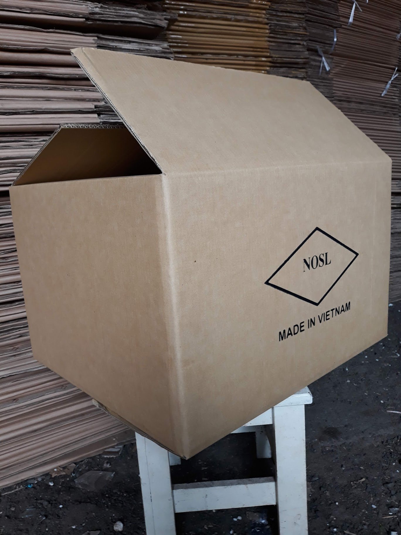 Chất lượng thùng carton có ảnh hưởng trực tiếp đến sự an toàn của hàng hóa khi vận chuyển.