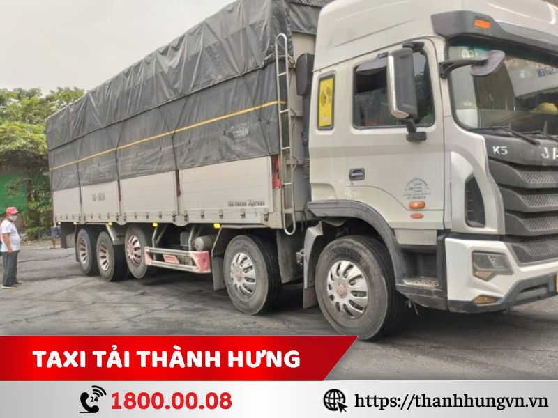 Cho thuê xe tải 25 tấn vận chuyển hàng hóa Bắc Nam 