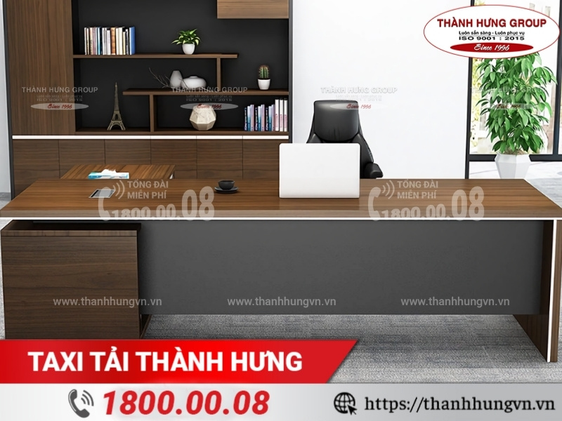 Bàn giám đốc có giá trị cao, yêu cầu sự cẩn thận tuyệt đối khi tháo lắp.