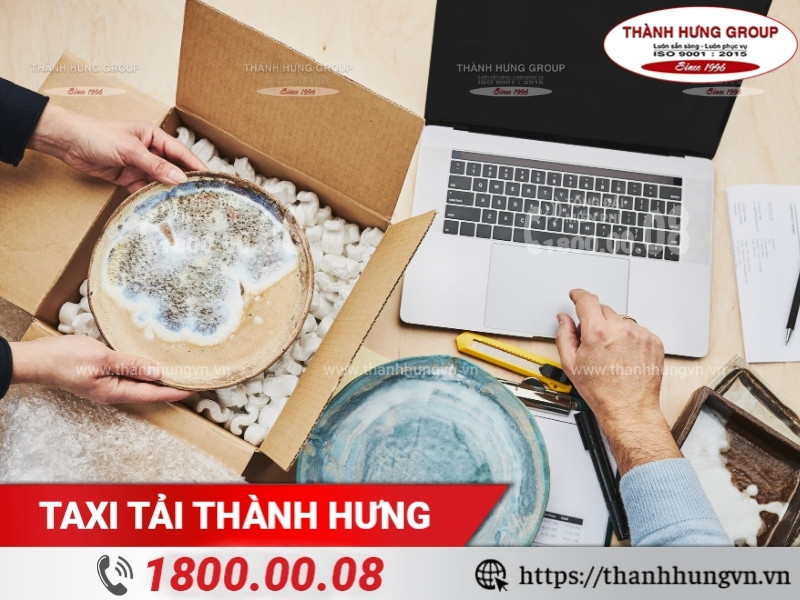 Bát đĩa dễ vỡ cần được đóng gói và bảo quản riêng.