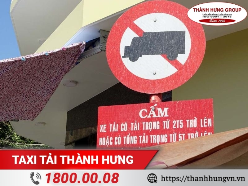 Biển báo cấm xe tải 5 tấn là gì?