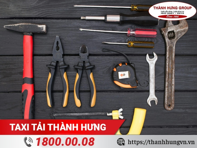 Bộ dụng cụ hỗ trợ tháo lắp đồ đạc chuyển nhà.