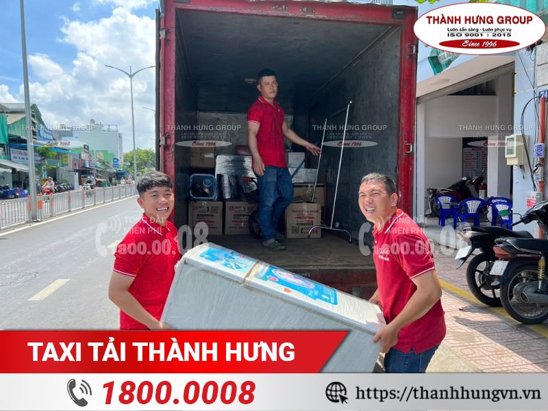 Dịch vụ bốc xếp hàng hoá lên xuống xe tải, container