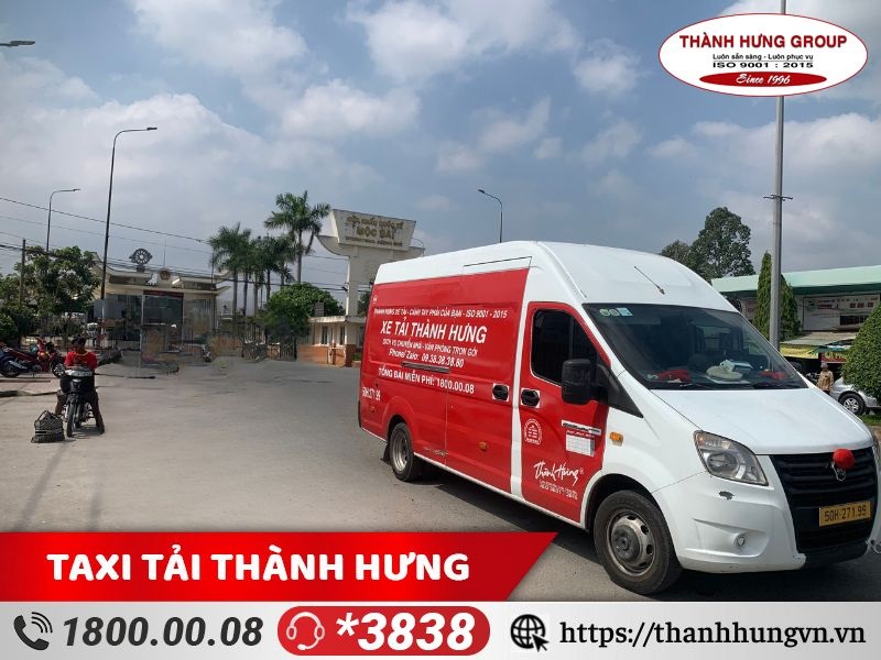 Taxi Tải Thành Hưng phục vụ khách hàng tại Hóc Môn chuyển văn phòng khắp các tỉnh thành cả nước