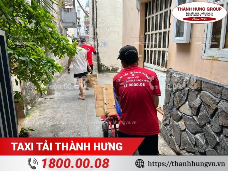 Chi phí chuyển nhà trong hẻm/ nhà chung cư thường đắt hơn so với nhà phố. 