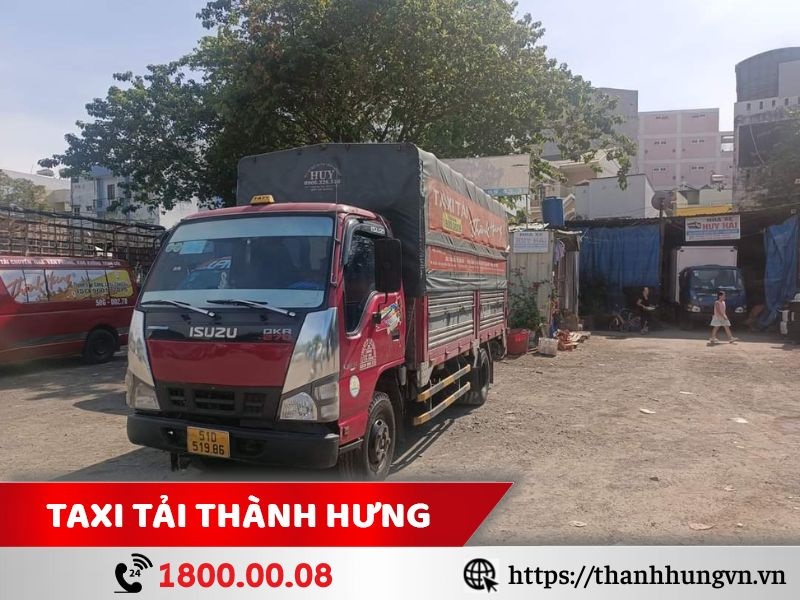 xe tải chở hàng quận 11