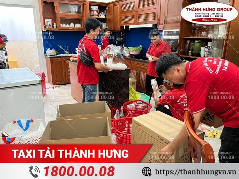 Chuyển Nhà Thành Hưng cung cấp dịch vụ chuyển nhà cận Tết chuyên nghiệp.