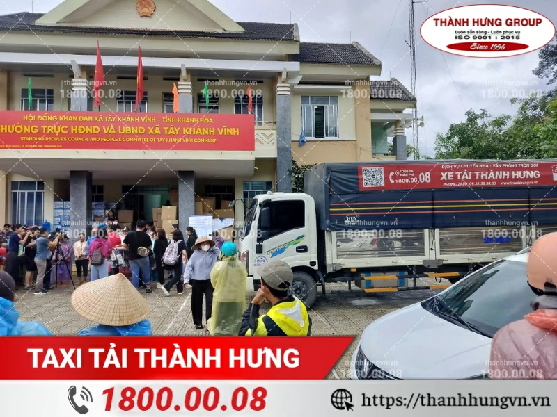 Hình ảnh chuyến xe nghĩa tình Thành Hưng Group đến với và con Cam Ranh - Khánh Hòa
