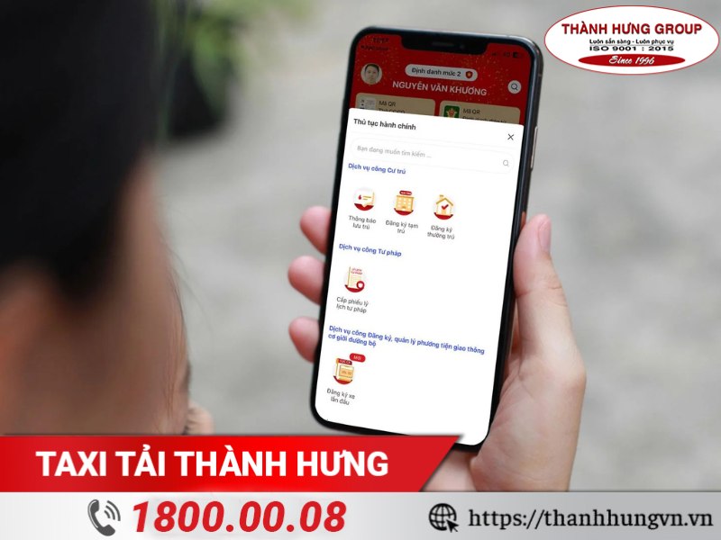 Đăng nhập ứng dụng VNeID.