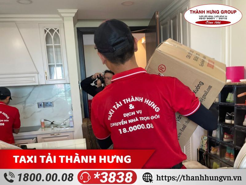 Quý khách hàng có thể liên hệ Chuyển nhà Thành Hưng dễ dàng hơn thông qua Hotline 4 số *3838