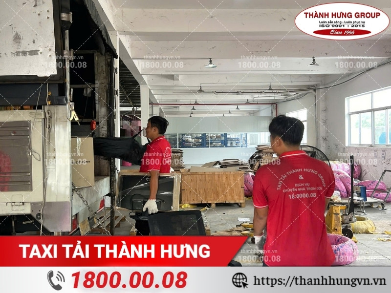 Dịch vụ tháo lắp chuyển kho xưởng Thành Hưng được khách hàng đánh giá cao.