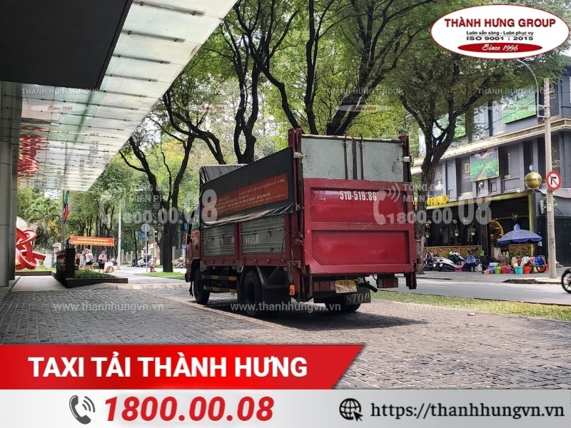 Thành Hưng có nhiều dòng xe đa trọng tải có bửng nâng.