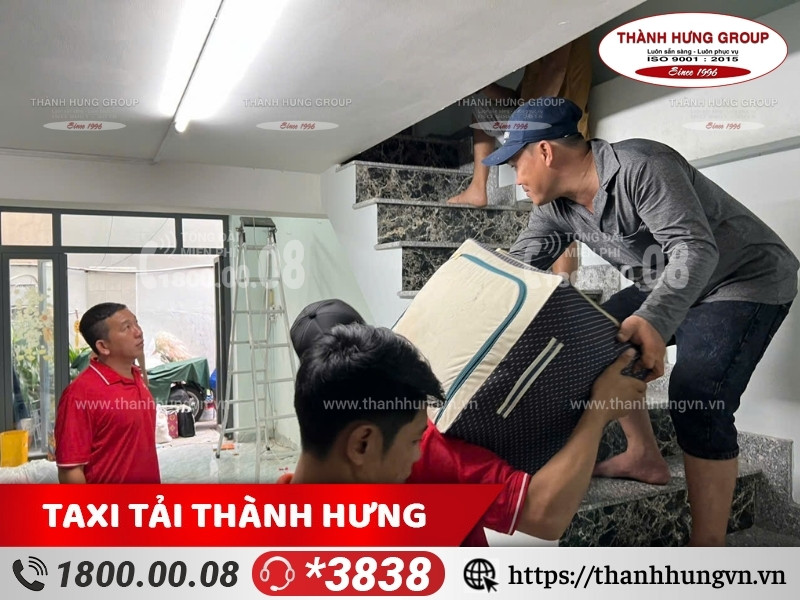 Dịch vụ vận chuyển cửa hàng thời trang Thành Hưng