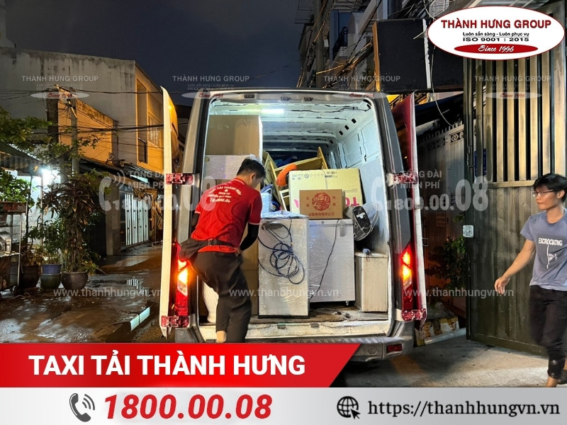 Đồ điện tử cần được ghi chú cẩn thận để sắp xếp dễ dàng trên xe.