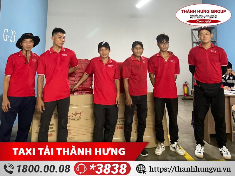 Đồng phục nhân viên Thành Hưng thật