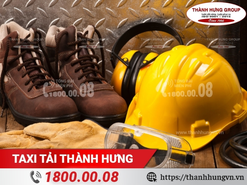 Dụng cụ bảo hộ cần thiết khi vận chuyển két sắt.