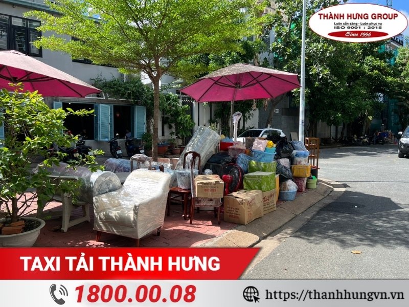 Gia đình đông thế hệ có nhiều đồ đạc, cần giám sát kỹ càng khi chuyển nhà.