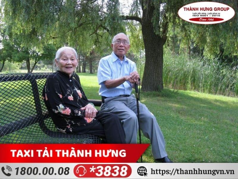 Hãy cùng người thân đi khám phá môi trường sống mới