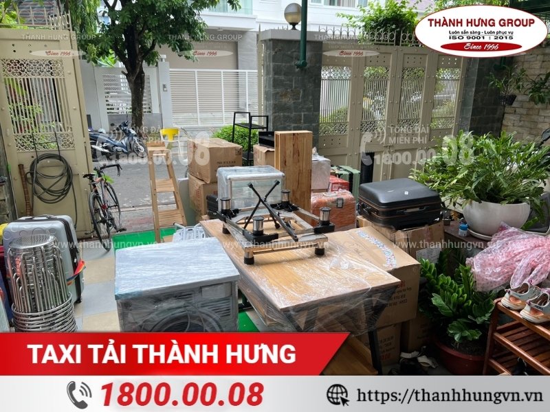 Khách hàng nên ưu tiên sắp xếp đồ dùng sinh hoạt cơ bản khi đến nhà mới.