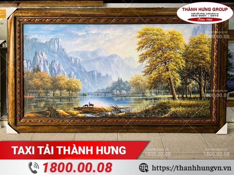 Không để tranh sơn dầu tiếp xúc trực tiếp với ánh nắng mặt trời khi di chuyển.