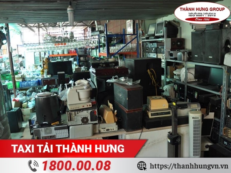 Không nên mang đồ điện tử, thiết bị cũ về nhà mới vì tiềm ẩn nguy cơ mất an toàn.