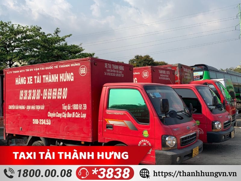 Kiểm tra lốp xe là một công đoạn quan trọng tại Thành Hưng