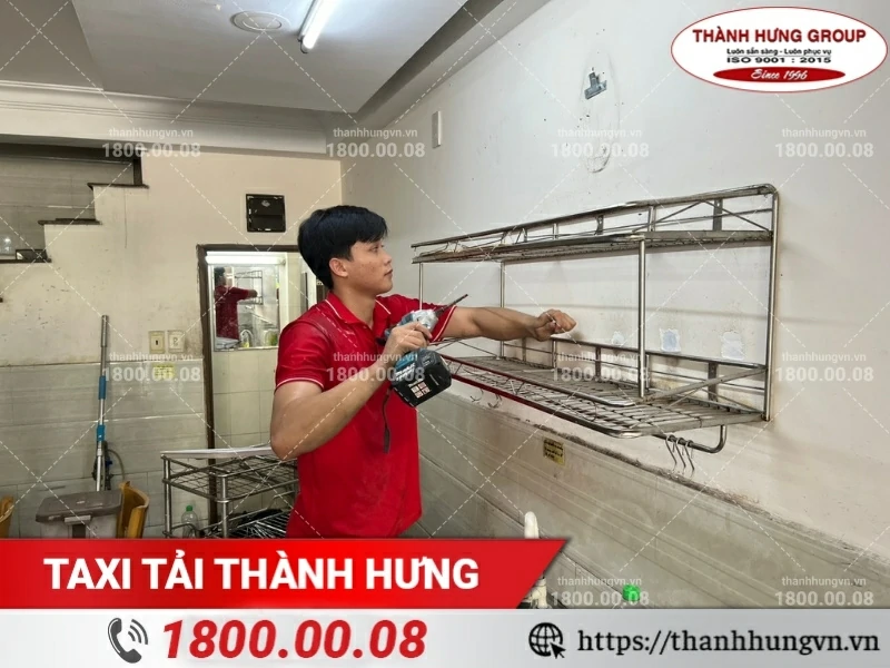 Tháo dỡ hệ thống kệ/ giá đỡ.