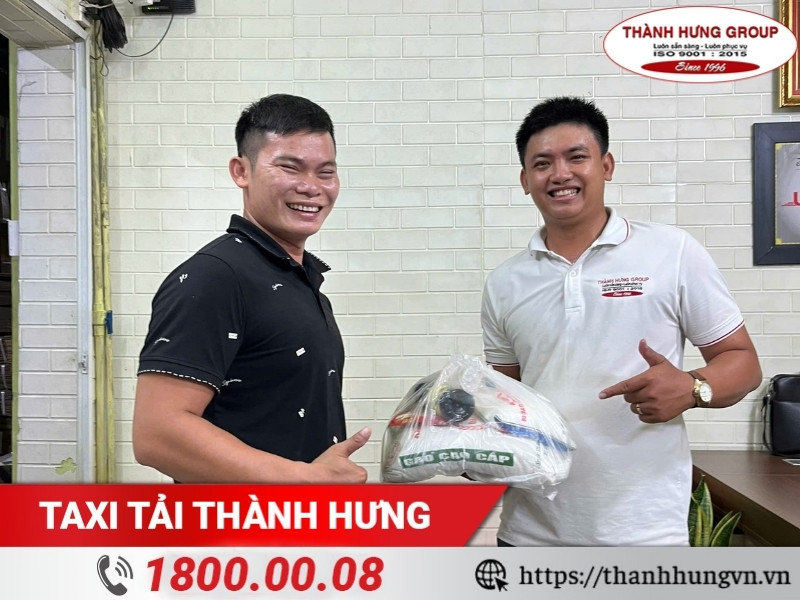 Hoạt động nhỏ mang ý nghĩa lớn, Taxi Tải Thành Hưng góp sức vì cộng đồng