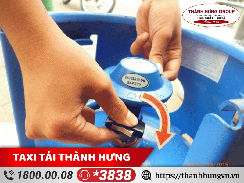 Lắp đặt lại bình gas nắp chụp