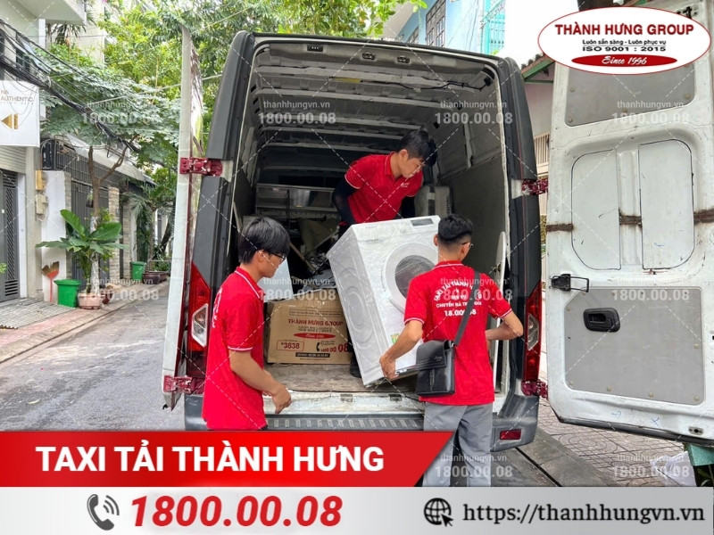 Liên hệ hotline 1800.0008 để tham khảo giải pháp chuyển nhà Thành Hưng phù hợp với nhu cầu.