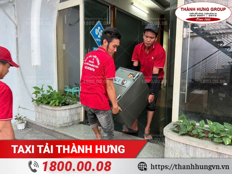 Dịch vụ vận chuyển di dời két sắt chuyên nghiệp Thành Hưng