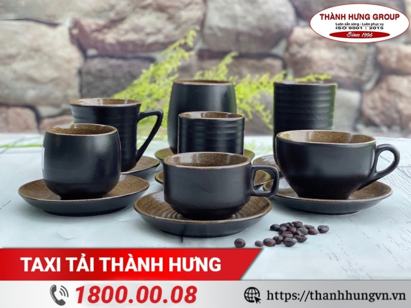 Ly, tách cà phê là những vật dụng dễ vỡ khi vận chuyển