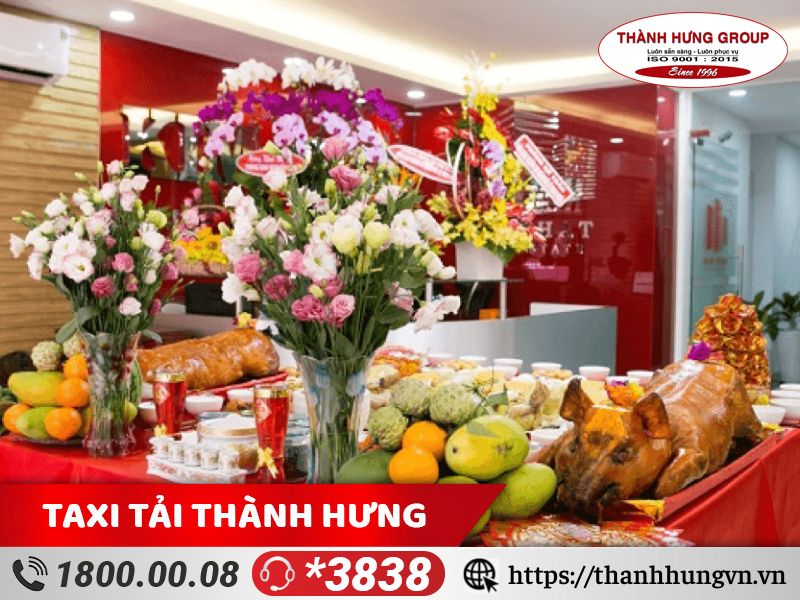 Chuẩn bị lễ vật cúng văn phòng mới