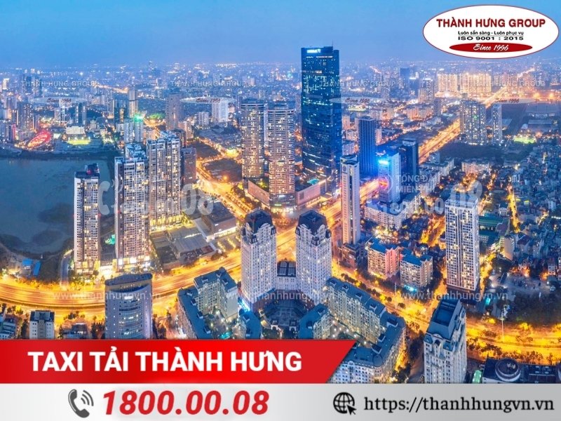Mật độ dân cư đông đúc tại Hà Nội gây khó khăn cho việc chuyển nhà tại đây.