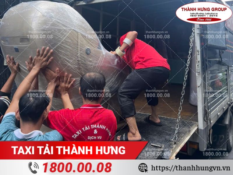 Đóng gói máy massage cẩn thận trước khi vận chuyển