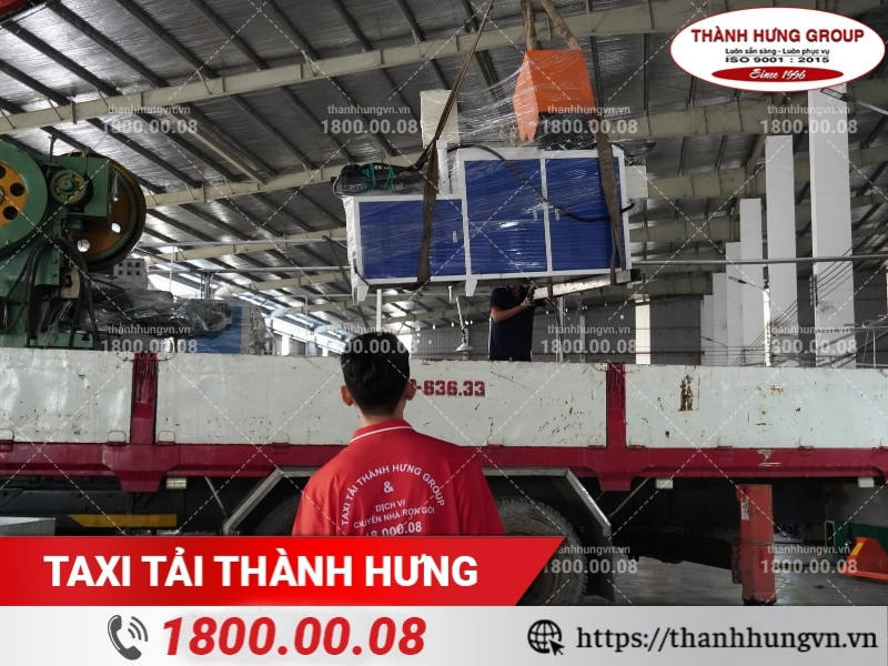Máy móc công nghiệp cần được đóng gói cẩn thận trước khi vận chuyển đúng cách.