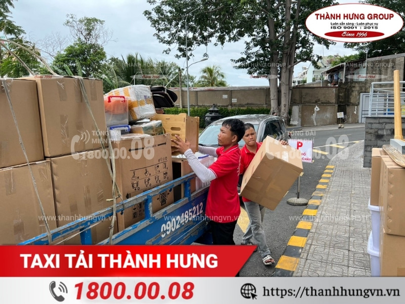 Nếu có nhiều đồ đạc - nên lựa chọn dịch vụ chuyển nhà trọn gói.