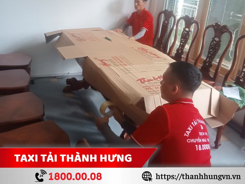 Nhân viên Thành Hưng được đào tạo chuyên nghiệp