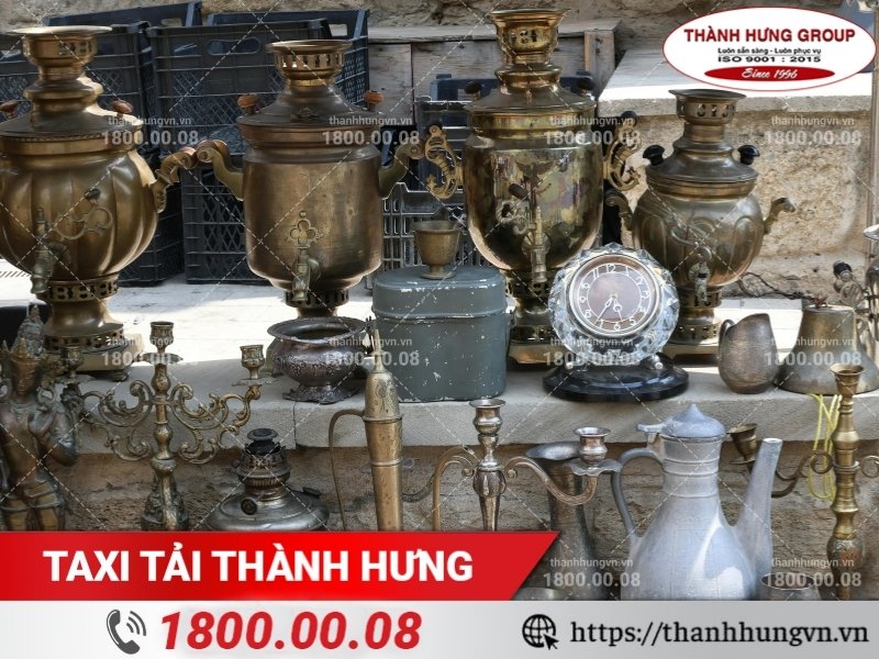 Nhiều món đồ cổ có niên đại hàng trăm năm, có giá trị lịch sử sâu sắc.