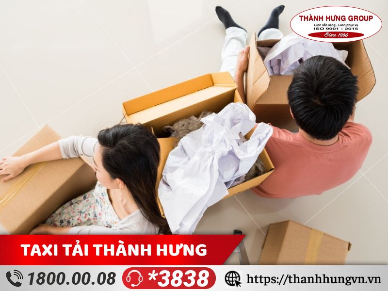 Nên nhờ người thân, bạn bè hỗ trợ chuyển nhà.