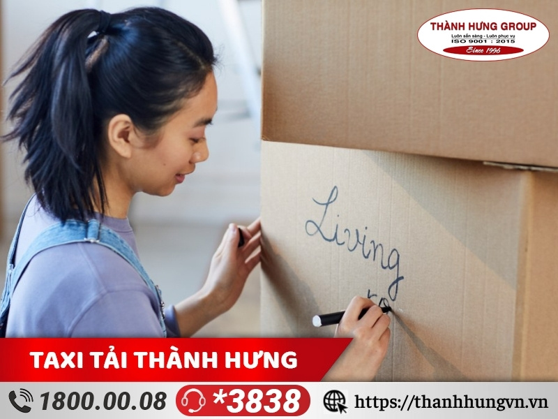 Phân loại, đóng gói đồ dùng càng sớm càng tốt.