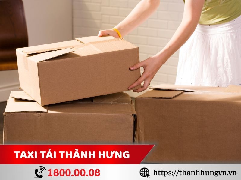 Sắp xếp đóng gói đồ đạc cẩn thận