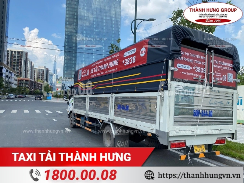 Thành Hưng sắp xếp số lượng xe tải hợp lý để vận chuyển đồ đạc.