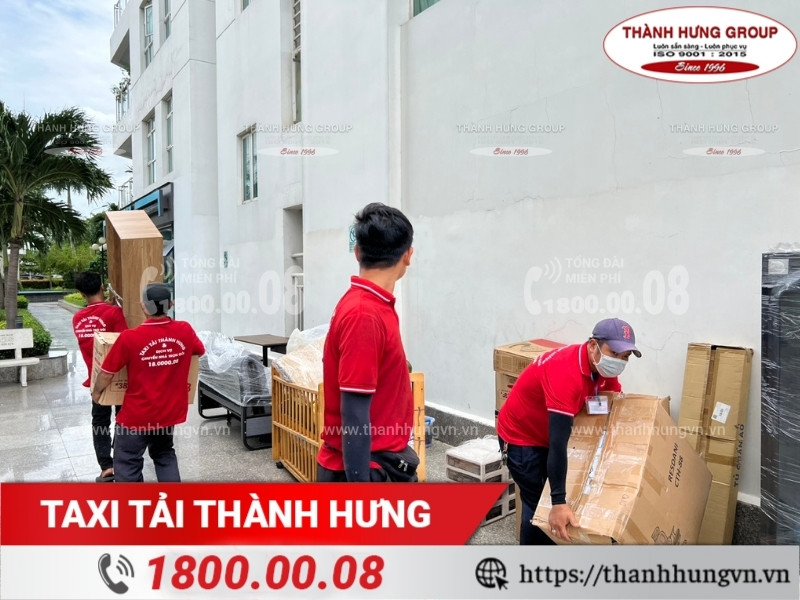 Taxi Tải Thành Hưng - đơn vị chuyển nhà uy tín, chuyên nghiệp.
