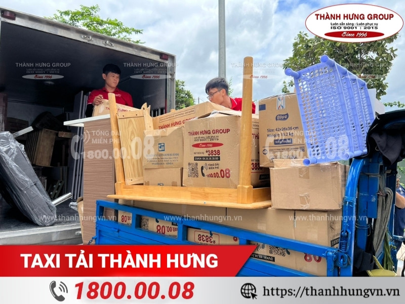 Taxi Tải Thành Hưng đồng hành cùng khách hàng chuyển nhà Vinhome Central Park.