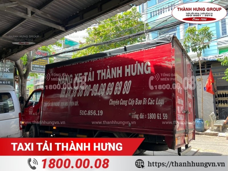 Taxi tải Thành Hưng hiện đại, hoạt động ổn định.