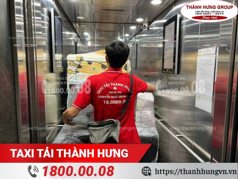 Taxi Tải Thành Hưng - hỗ trợ khách hàng chuyển nhà chung cư an toàn, chuyên nghiệp.