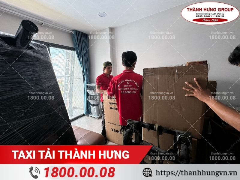 Taxi Tải Thành Hưng hỗ trợ khách hàng chuyển nhà theo yêu cầu.
