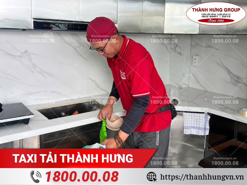 Nhân viên Thành Hưng luôn phục vụ bằng sự tận tâm và nhiệt tình