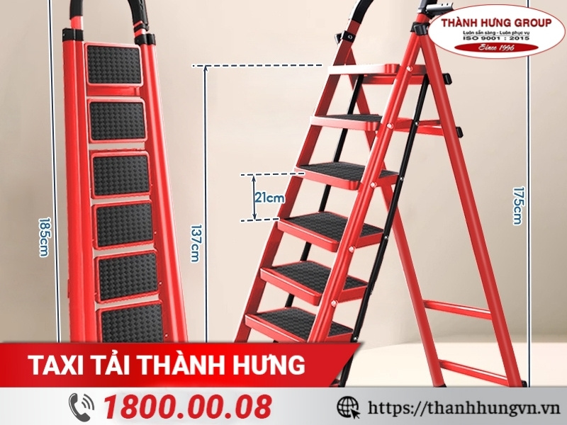 Thang nhôm chữ A nhỏ gọn.